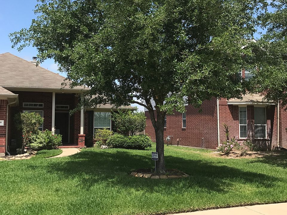 Front of home from street
