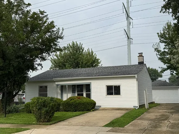 205 Linden Ave, Romeoville, IL 60446
