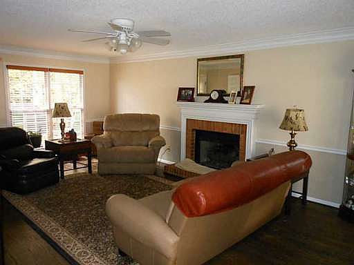 3rd image of 160 Threechop Dr NW