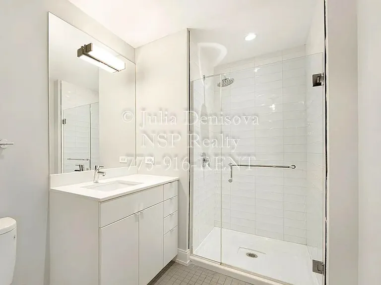 937 Belmont #604 — Photo 4