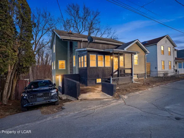 12 Kenley St, Pittston, PA 18640