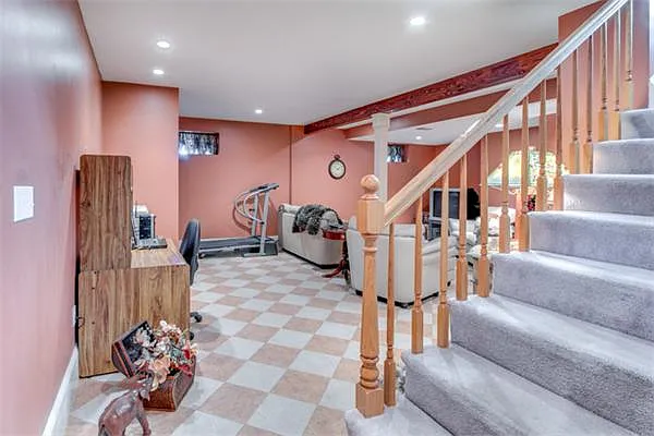 17 Webster St — Photo 25