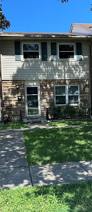 1st image of 225 Wright Ave APT D