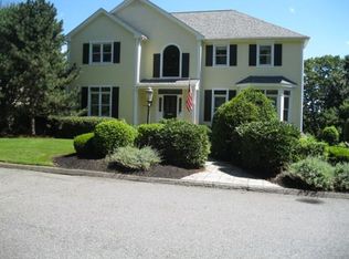 17 Montclair Dr, Worcester, MA 01609