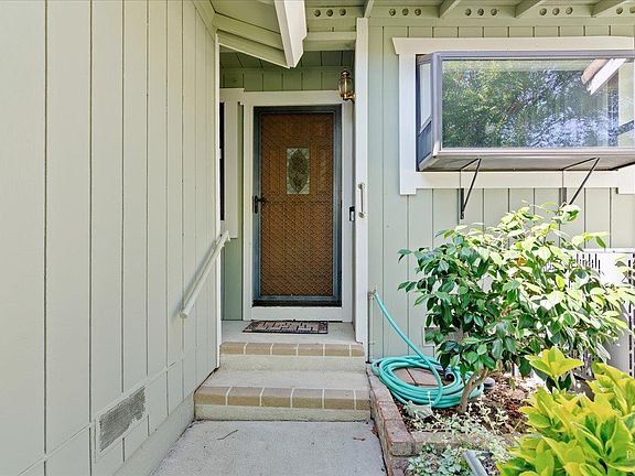 5th image of 110 Bryce Way