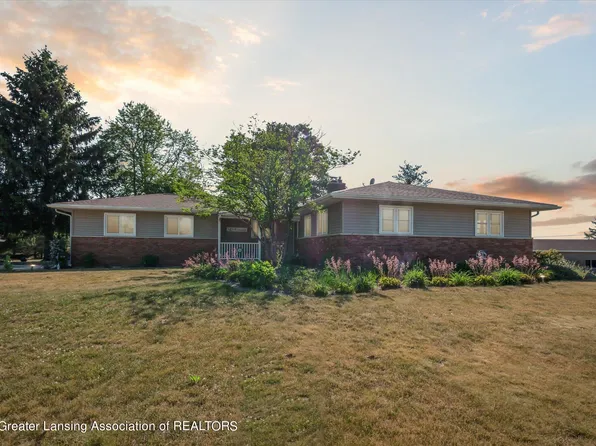 4320 Smithville Rd, Eaton Rapids, MI 48827