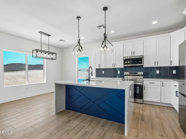 35987 W SUNLAND Avenue, Tonopah, AZ 85354
