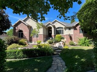 203 S Kays Dr, Kaysville, UT 84037