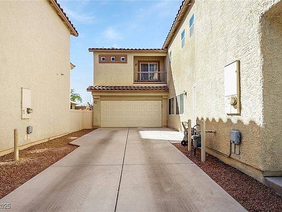 2nd image of 8421 Winterchase Pl