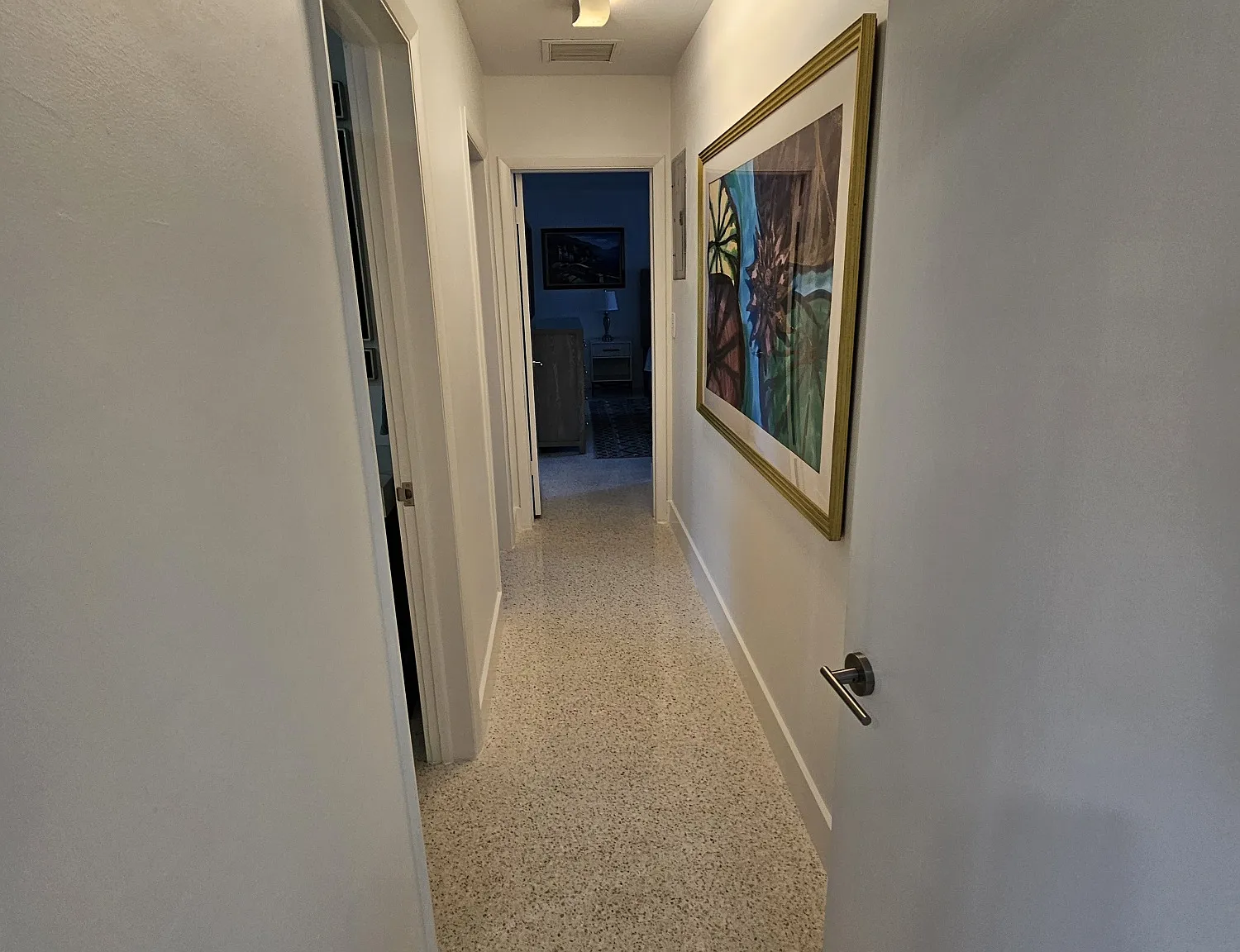 2 bed, 1400 sqft, $8,000 — Photo 4