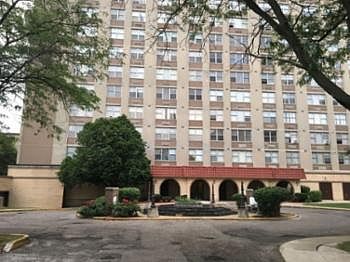 1st image of 4300 W Ford City Dr APT 1207