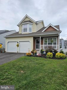 5 Dryden Dr, Burlington, NJ, 08016