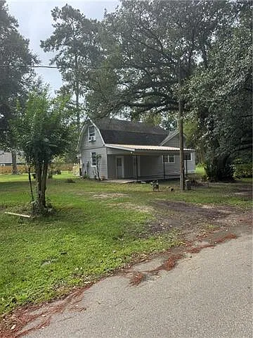 3 bed, 2.0 bath, 1818 sqft, $1,850 — Photo 2