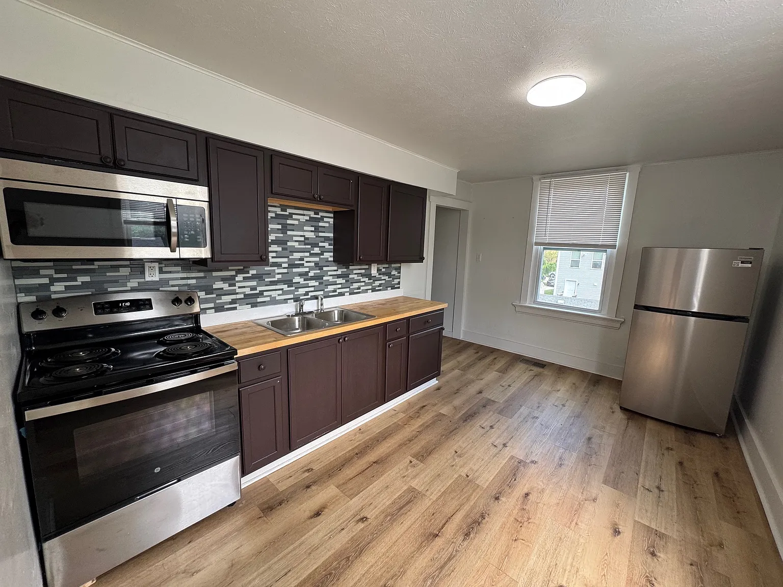 1 bed, 500 sqft, $1,000 — Photo 1