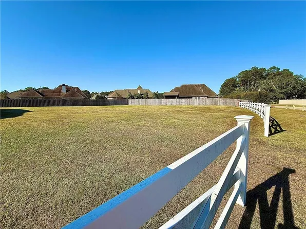 483 Bedico Blvd, Madisonville, LA 70447