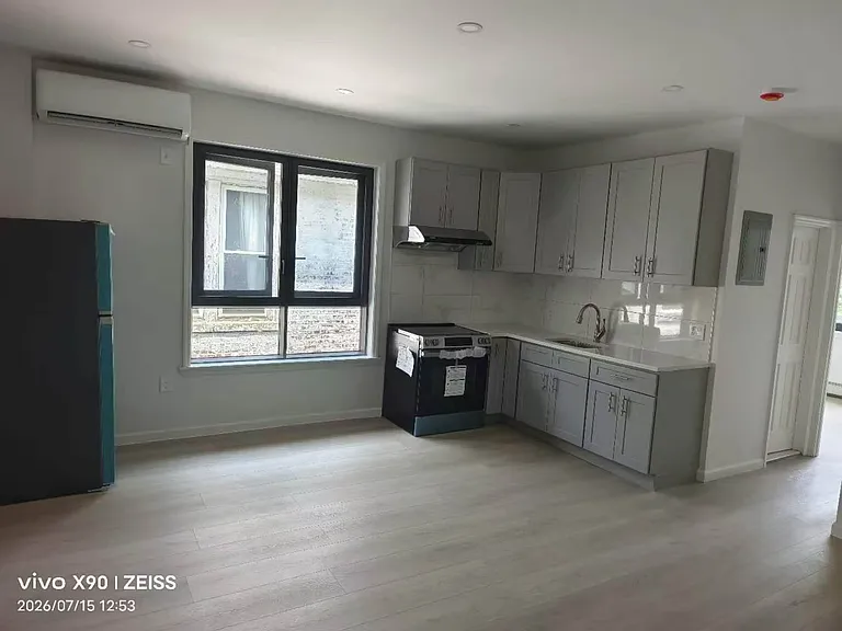 1330 E 36th St #2 — Photo 1