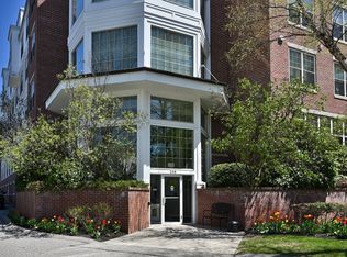 248 Albion St APT 324, Wakefield, MA 01880