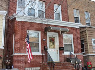 7130 68th St, Ridgewood, NY 11385