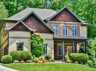 21 Bennington Ct, Asheville, NC 28803