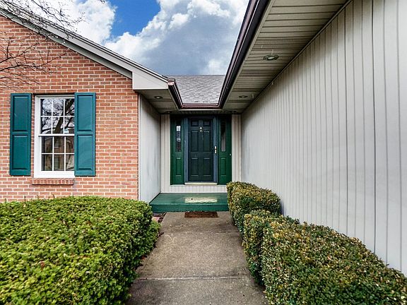 3rd image of 4513 Rosewood Ct