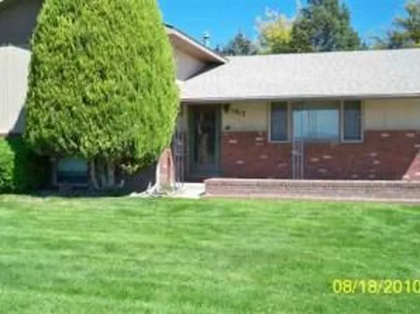 1917 E 27th St, Scottsbluff, NE 69361