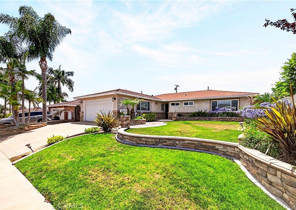 1st image of 12015 Tigrina Ave