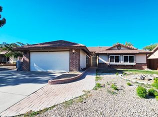 13584 Buena Vista Dr, Hesperia, CA 92344