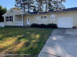 1224 Amsterdam Ave, Toms River, NJ 08757