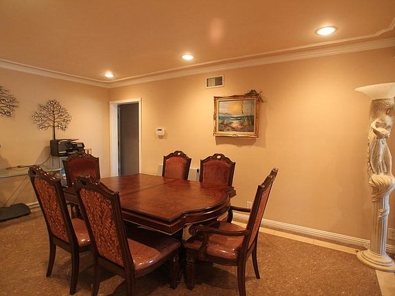 4th image of 9356 Valjean Ave