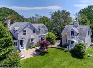 6 Railroad Ave, Kennebunk, ME 04043