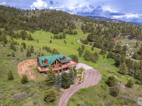 555 James Park Trl, Loveland, CO 80537