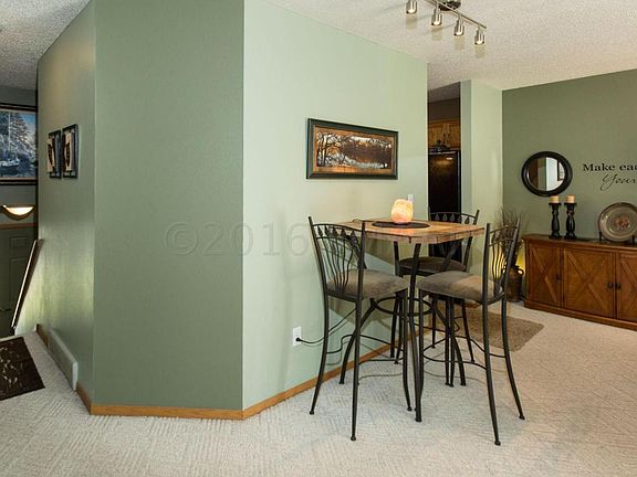 2nd image of 1517 14th St E