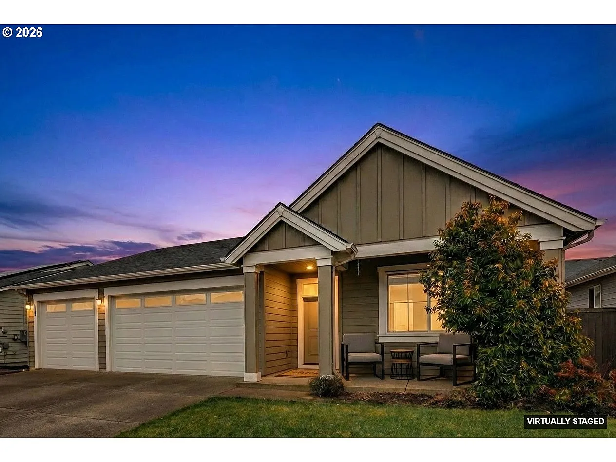 1320 N Broadway St photo 1