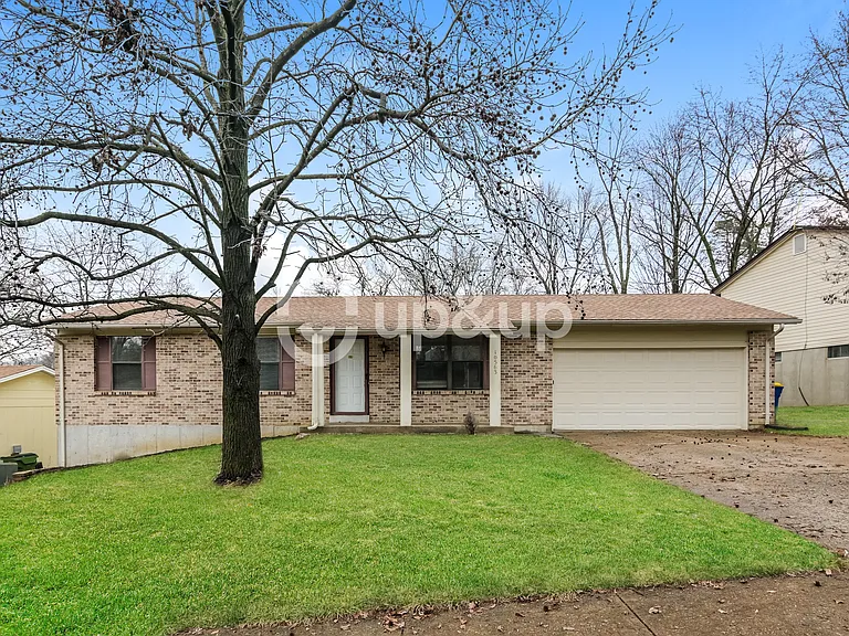 10563 Boylston Dr — Photo 1