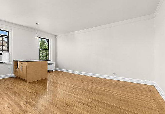 3rd image of 78 8th Ave APT 5E