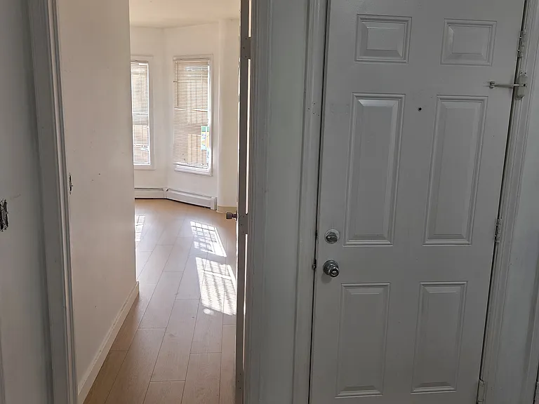 773 E 26th St #1 — Photo 3