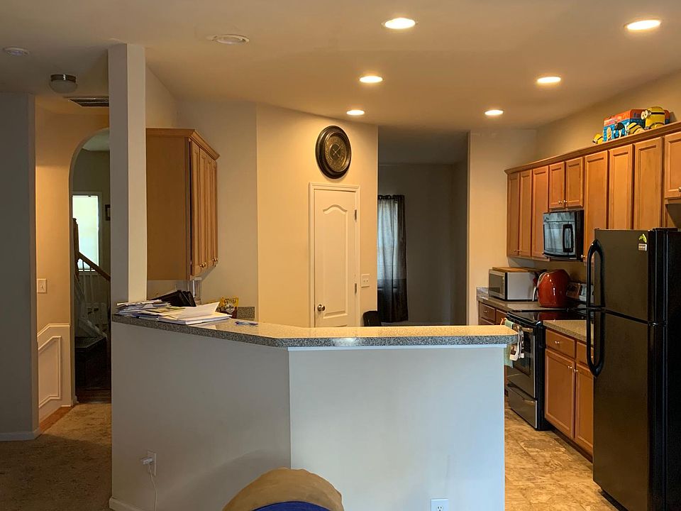 1st image of 2440 Millbank Ct