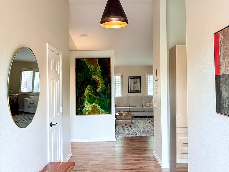 709 Bozanich Cir #B — Photo 4
