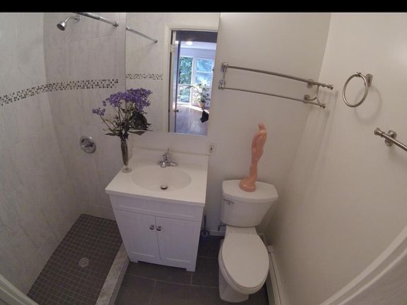 5th image of 24050 68th Ave #2