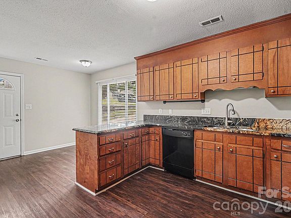 3rd image of 11613 Rimrock Canyon Dr