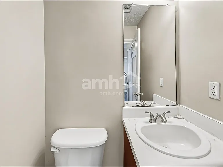 3341 Kittery Dr — Photo 9