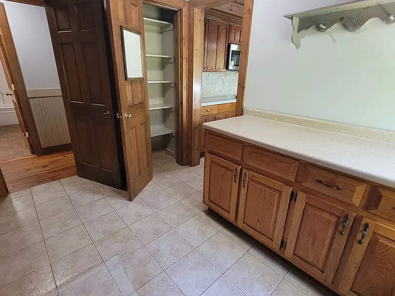 2391 Booth Cir — Photo 40