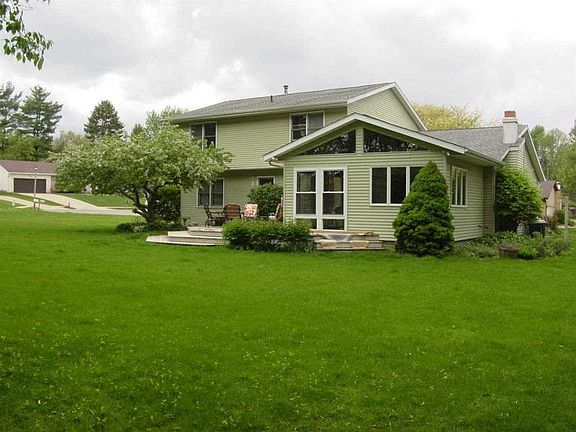 2nd image of 1626 Galway Dr