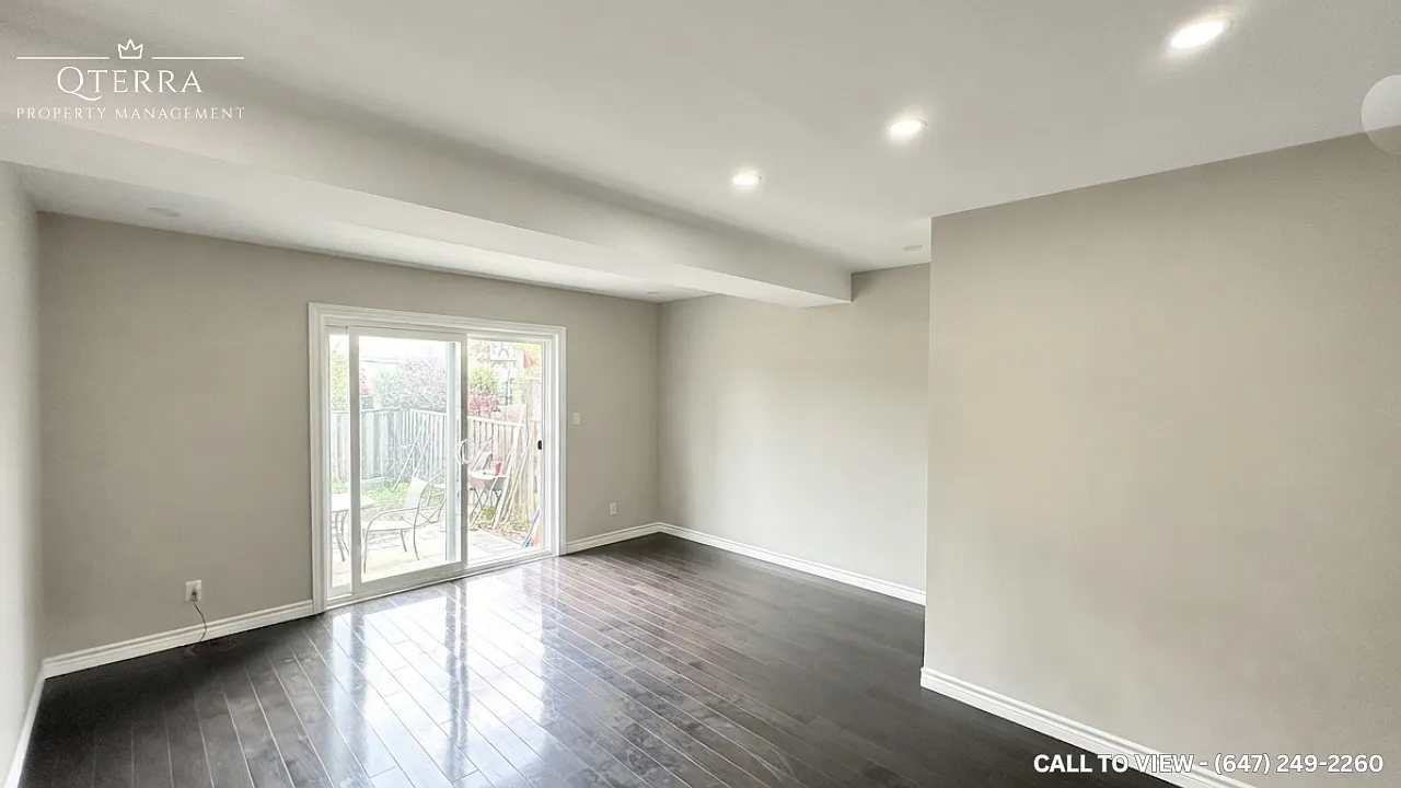 3 bed, 1.5 bath, 1300 sqft, $2,825 — Photo 1