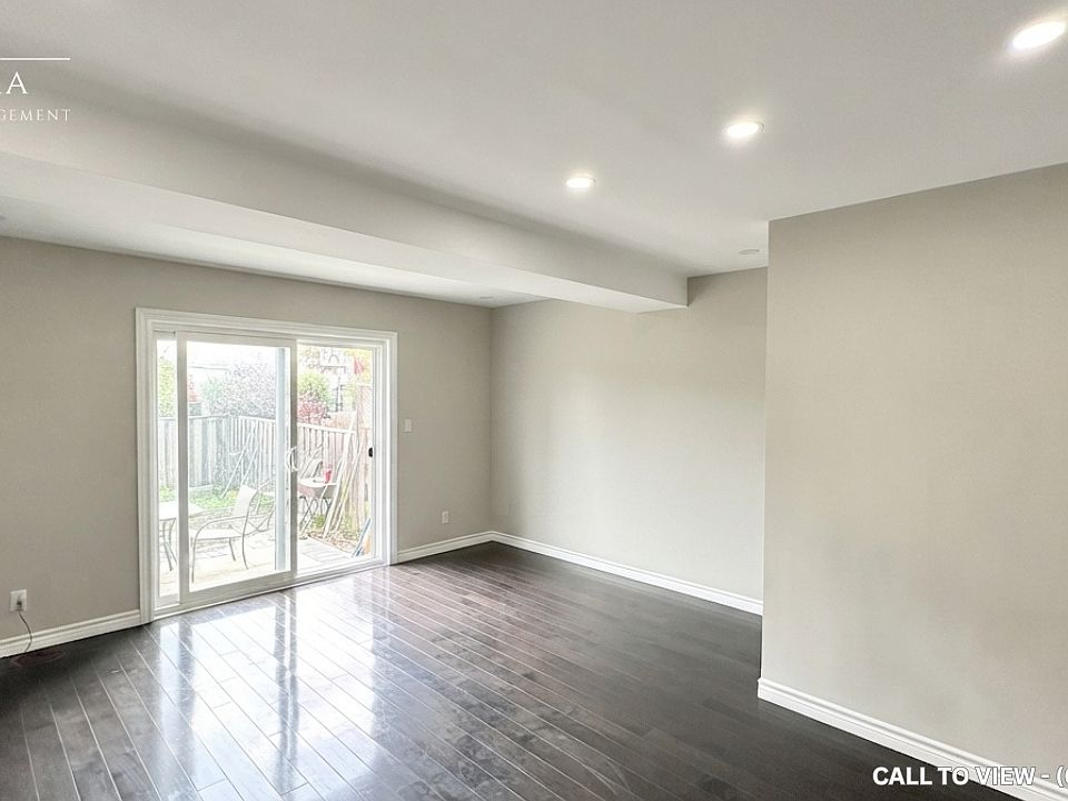 1st image of 8 William Curtis Cir