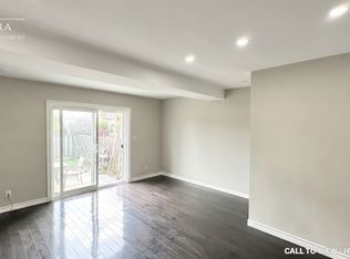 8 William Curtis Cir, Newmarket, ON L3Y8L7