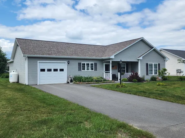 15 Chickadee Trail #15, Winslow, ME 04901