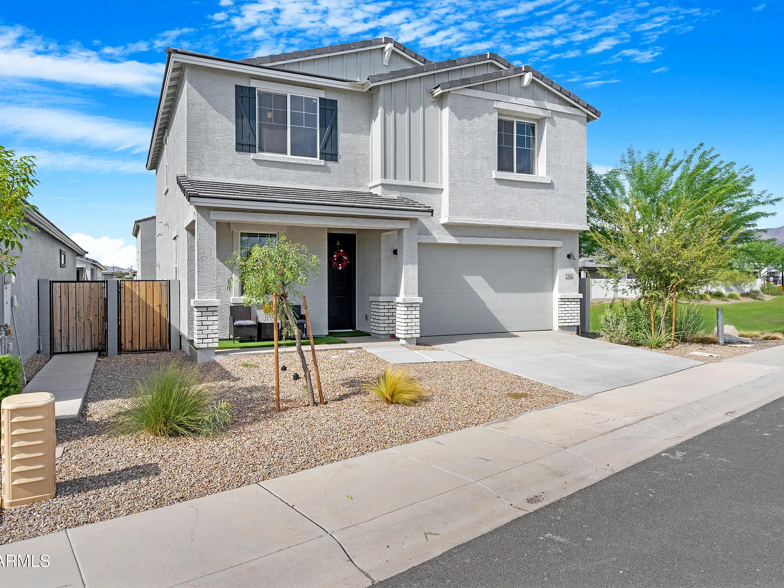 4 bed, 3.0 bath, 2378 sqft, $2,950 — Photo 3