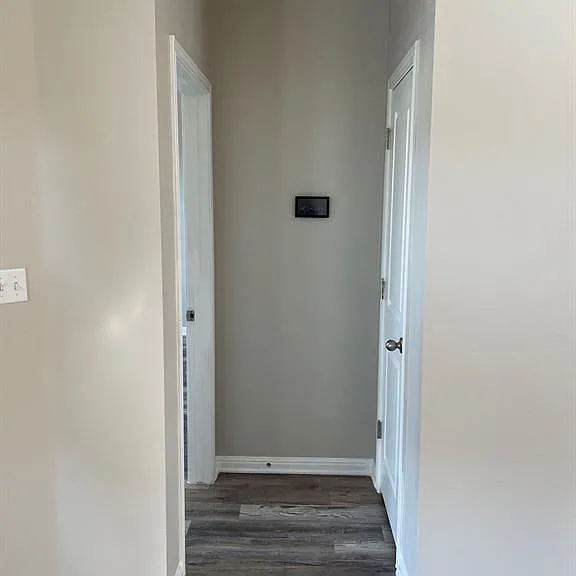 220 McFarland St — Photo 6