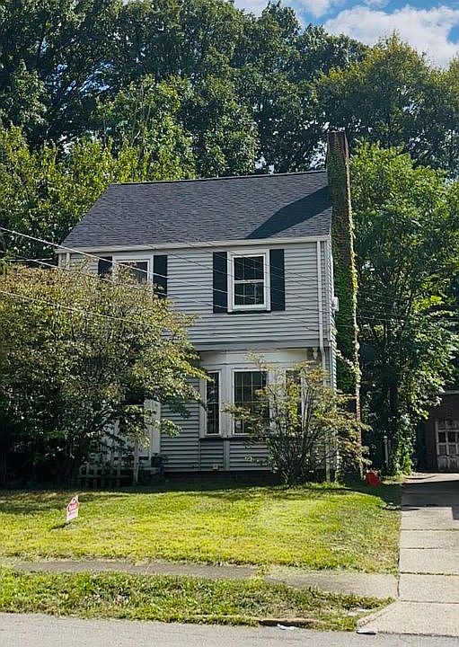 1st image of 161 E Auburndale Ave